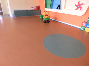 PVC膠地板鋪設常見問題和避免措施