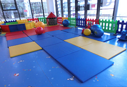 華塑裝飾PVC膠地板給你與眾不同的藝術氣息