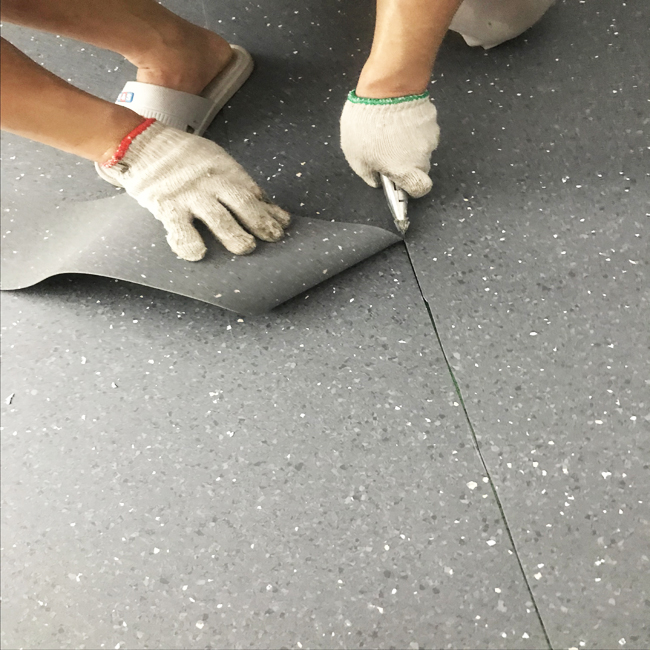 同質(zhì)透心地板膠在醫(yī)療系統(tǒng)中的優(yōu)勢