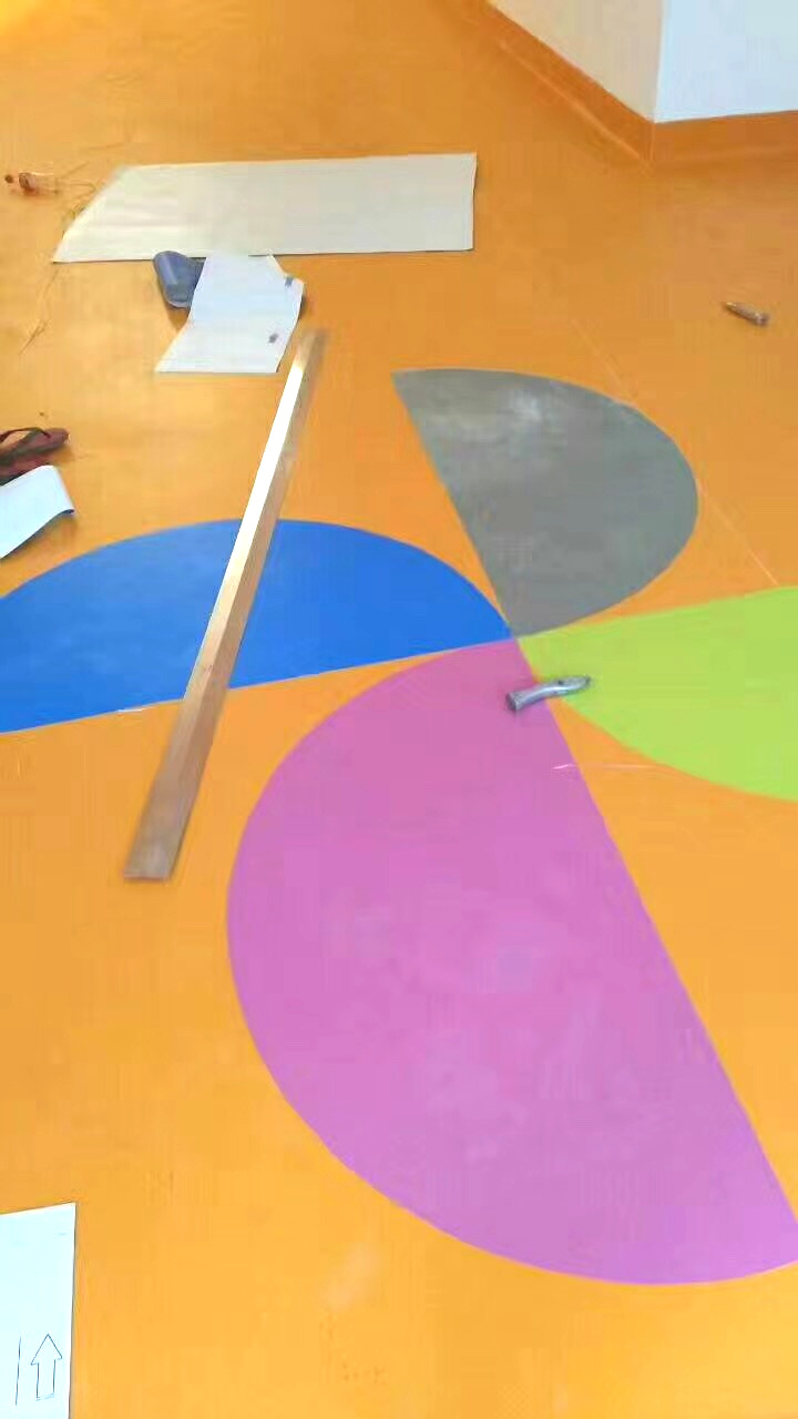 PVC塑膠地板幼兒園地面裝修材料的選擇！